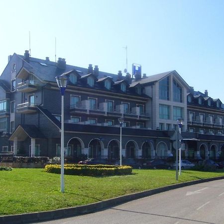 Hotel Milagros Golf Mogro Bagian luar foto