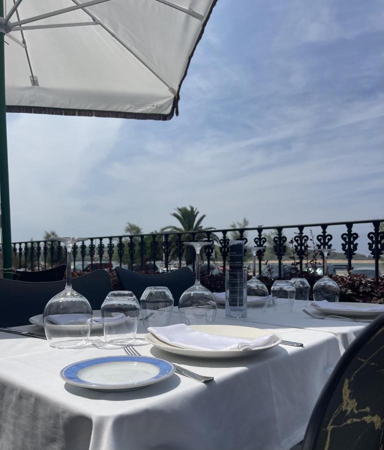 Hotel Milagros Golf Mogro Bagian luar foto