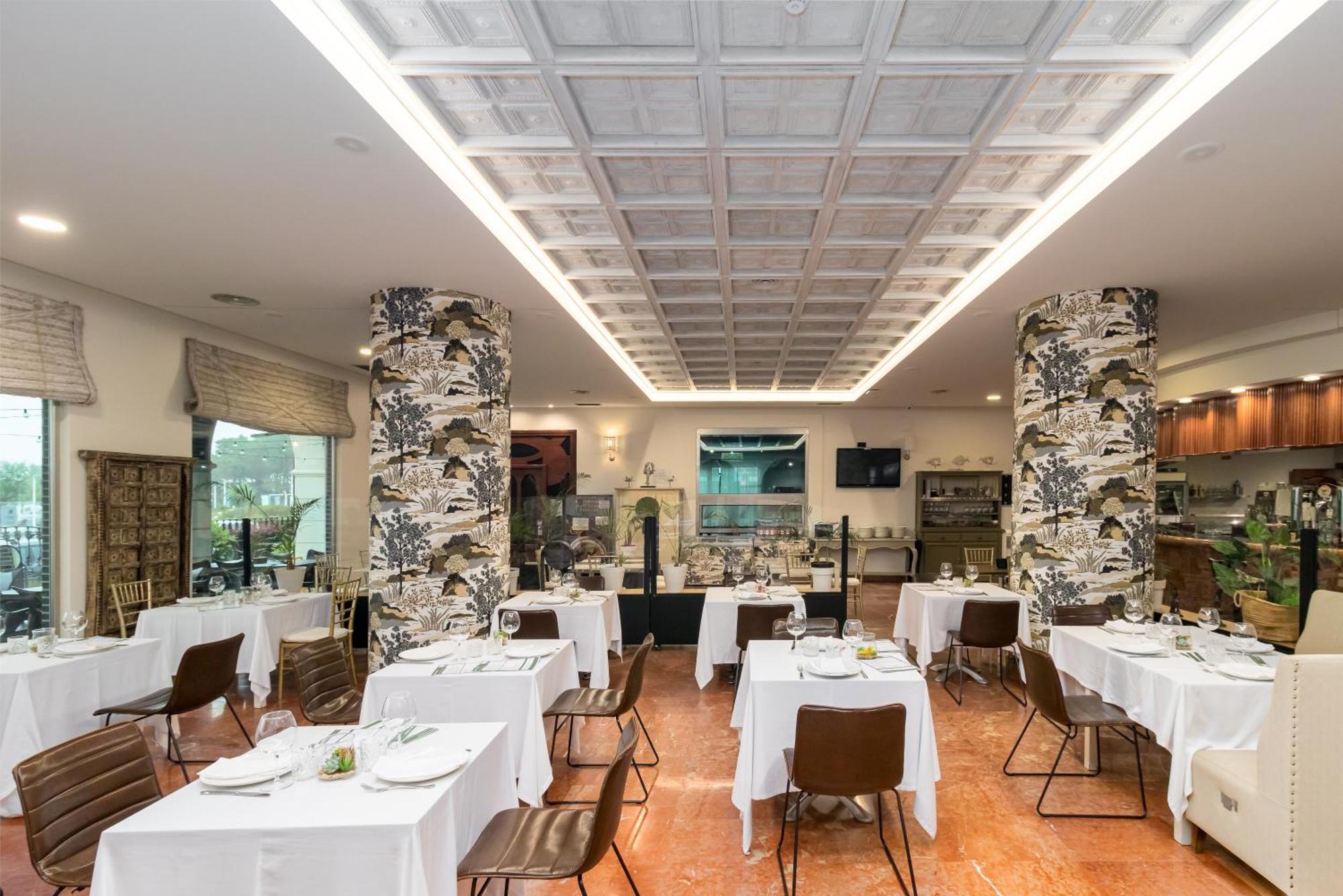 Hotel Milagros Golf Mogro Bagian luar foto