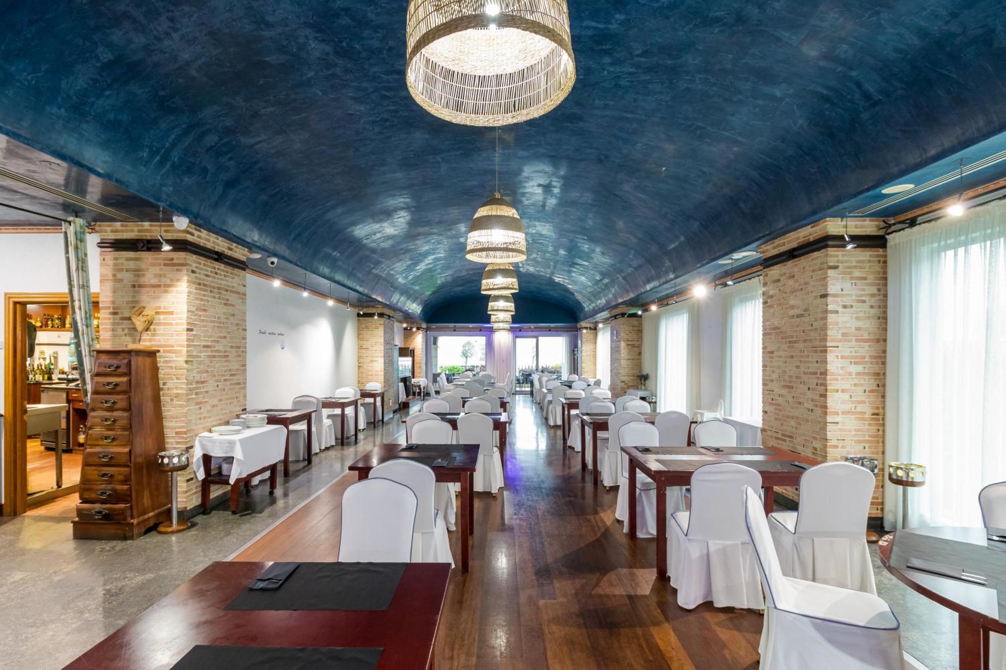 Hotel Milagros Golf Mogro Bagian luar foto