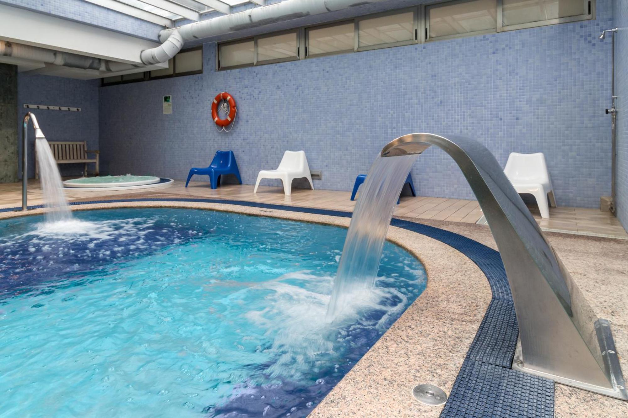 Hotel Milagros Golf Mogro Bagian luar foto