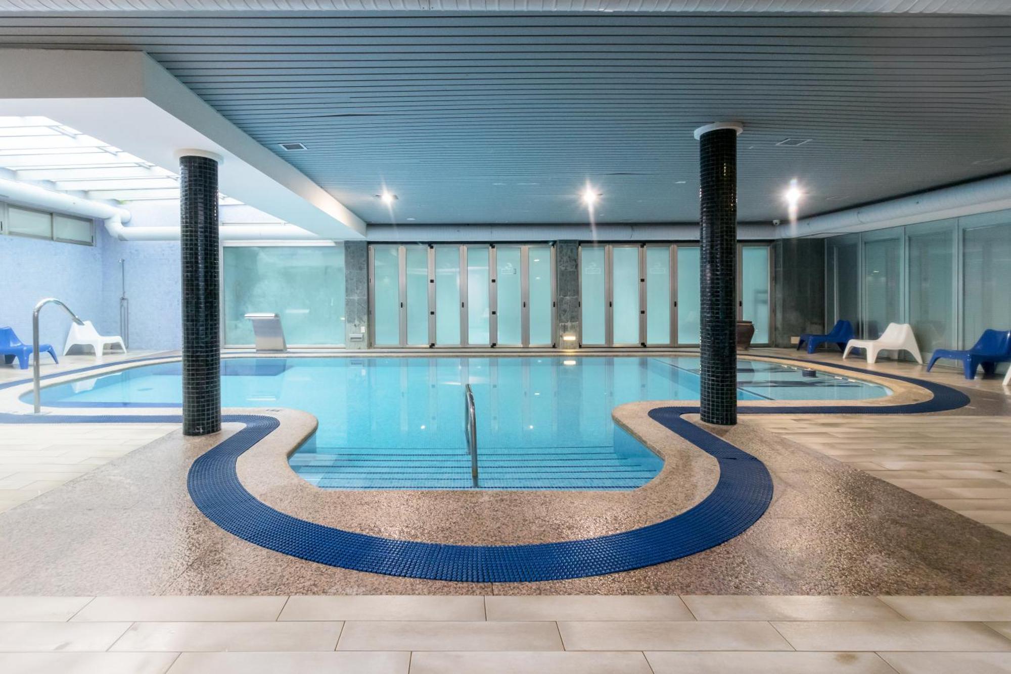 Hotel Milagros Golf Mogro Bagian luar foto